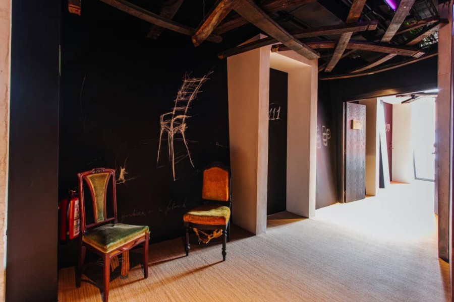 Couloirs et art - Hôtel Viura - La Rioja